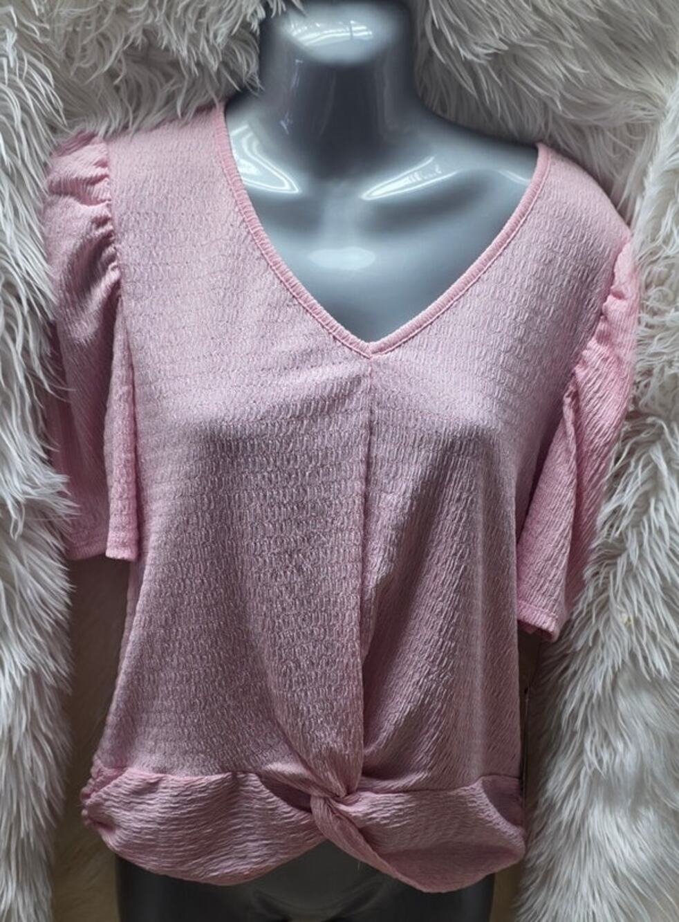 BCX TWIST FRONT SCOOP NECK PUFF SLEEVE TOP JUNIORS L 245